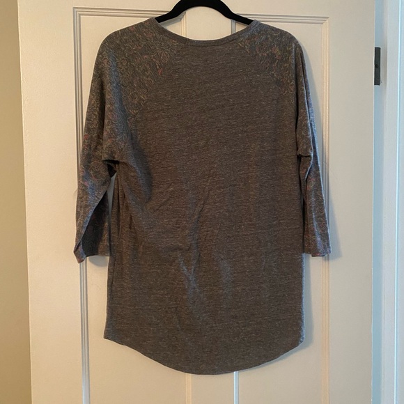 LuLaRoe Randy Raglan Sleeve Top - Picture 7 of 8